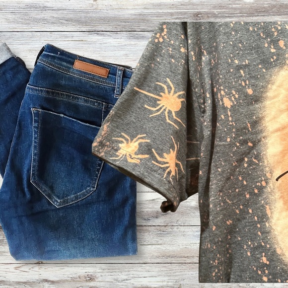 Hand Crafted One of a kind New I’m That Witch T-Shirt - Picture 3 of 12